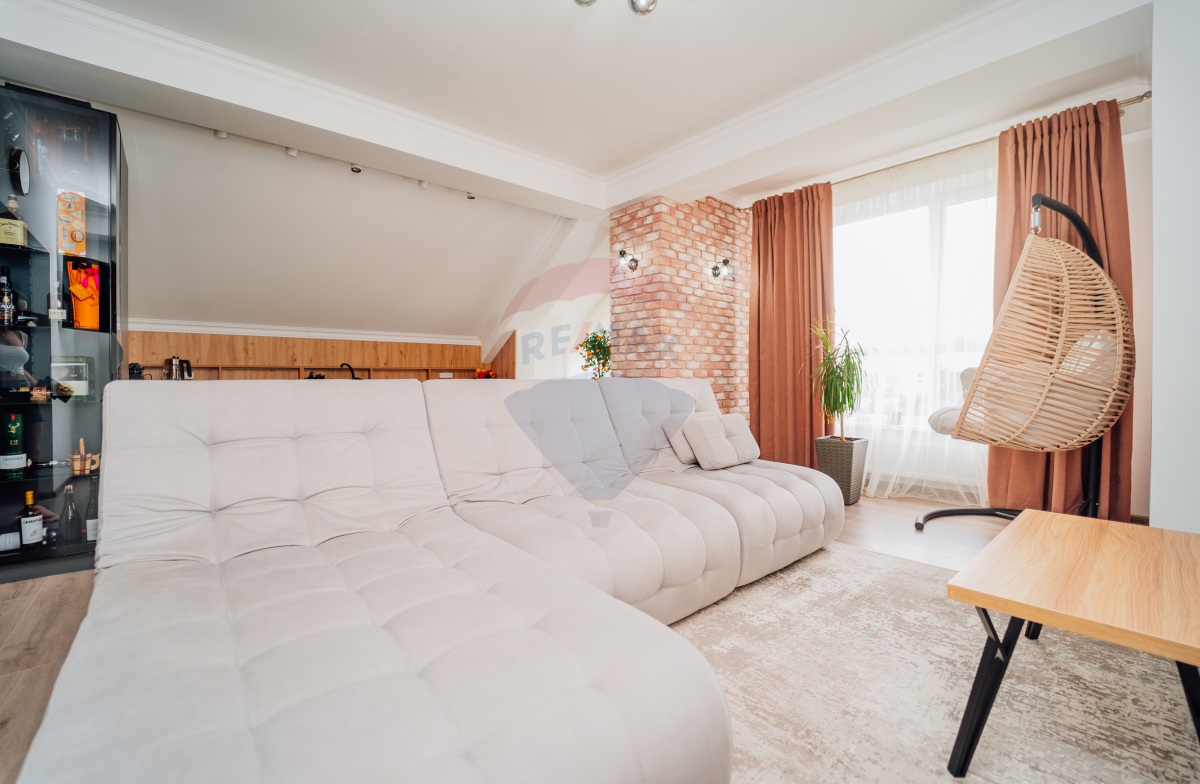 165.000 EUR