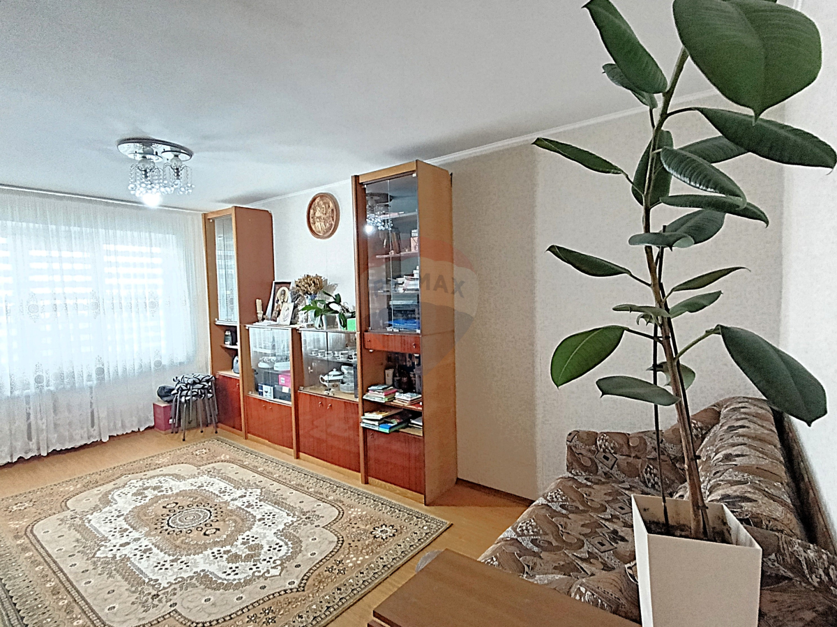 84.900 EUR