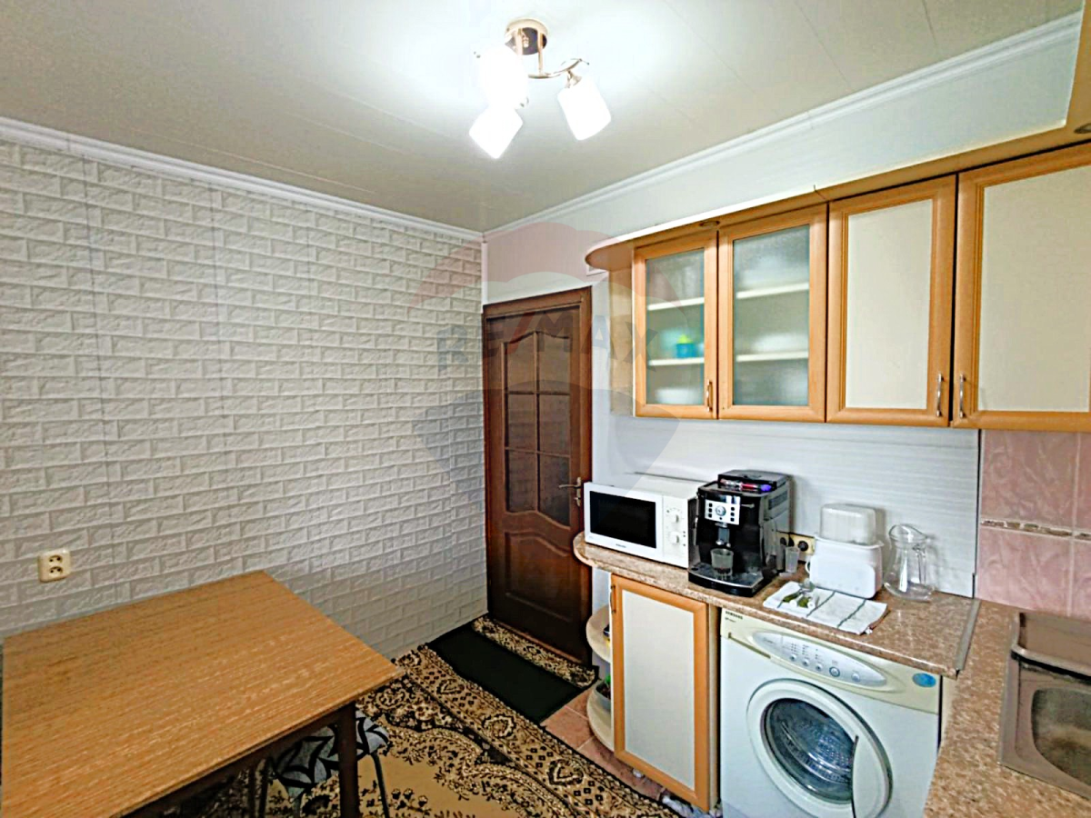 84.900 EUR