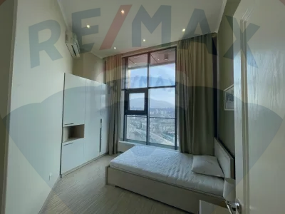 385.000 EUR