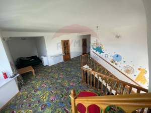 3.000 EUR