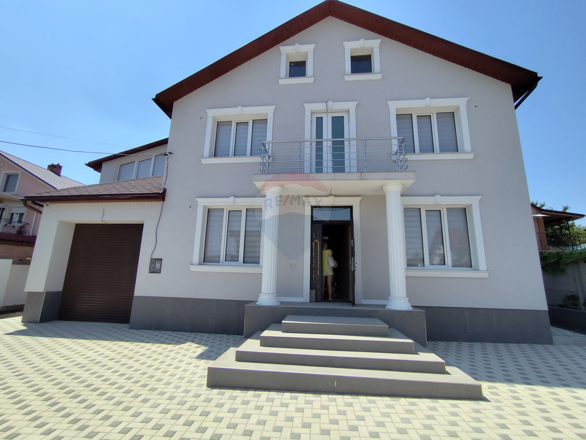 252.000 EUR
