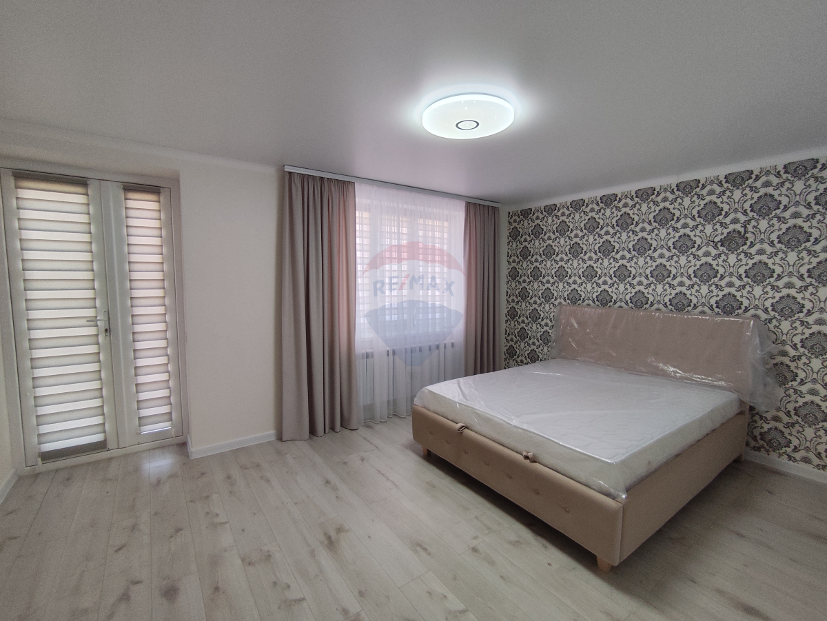 252.000 EUR