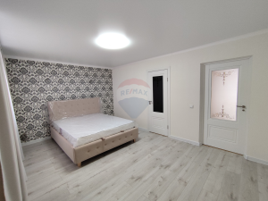 252.000 EUR