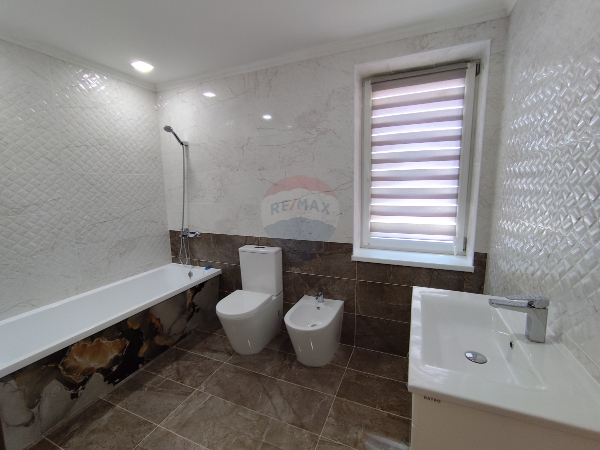 252.000 EUR