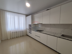 252.000 EUR