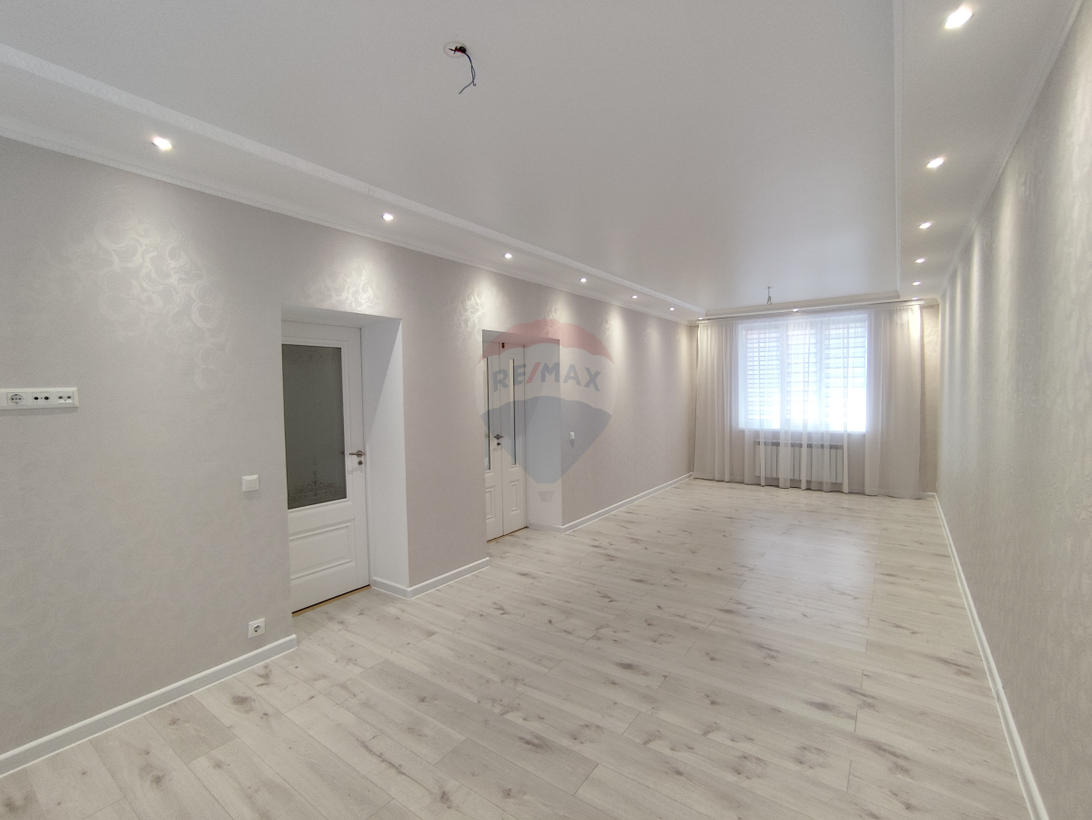 252.000 EUR