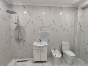 252.000 EUR