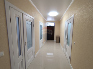 252.000 EUR