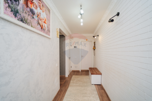 125.000 EUR