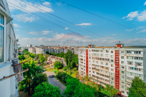 125.000 EUR