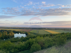 527.850 EUR