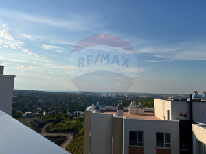 114.000 EUR