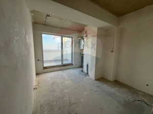 114.000 EUR