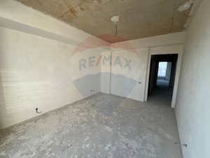 114.000 EUR