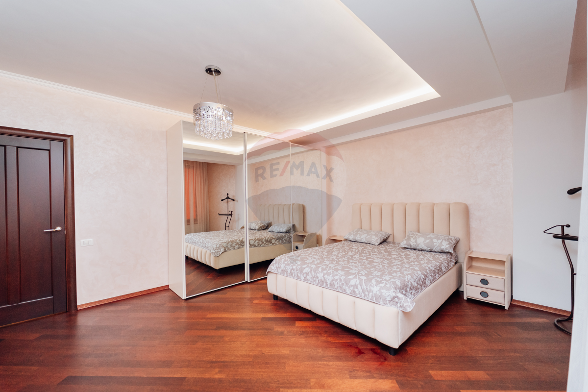 1.800 EUR
