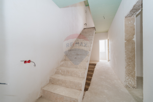 140.000 EUR