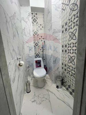 850 EUR