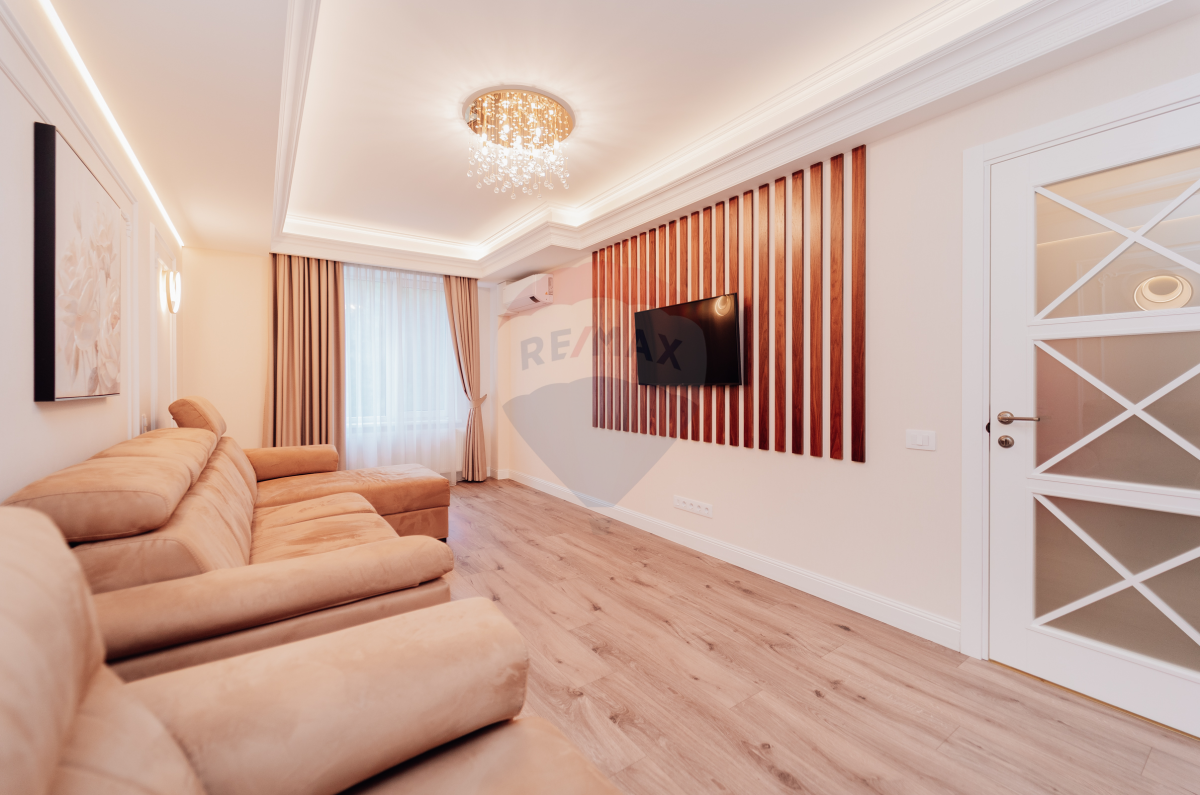 290.000 EUR