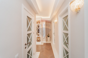 290.000 EUR