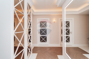 290.000 EUR