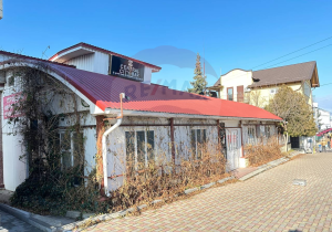 2.300 EUR