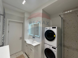 800 EUR
