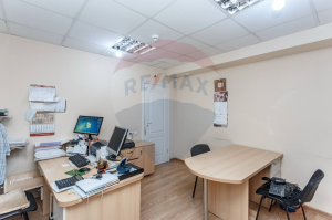 380.000 EUR
