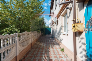 380.000 EUR