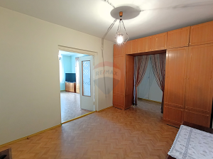 109.900 EUR