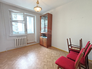 109.900 EUR