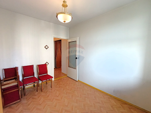 109.900 EUR