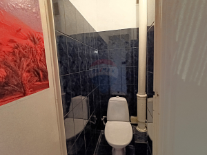 109.900 EUR