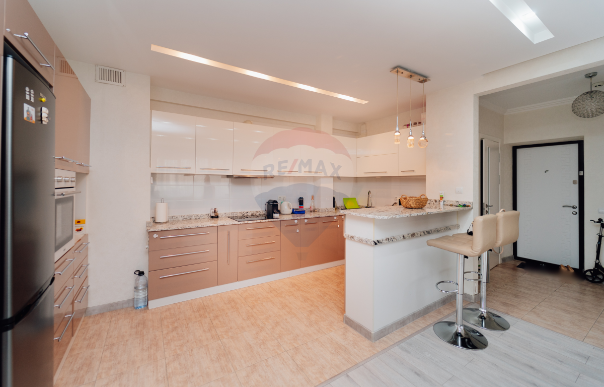 2.000 EUR