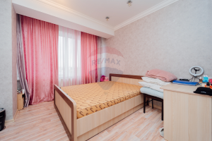 2.000 EUR