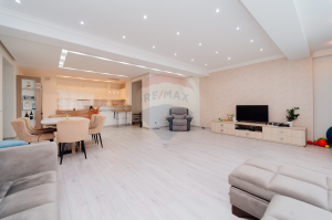 2.000 EUR