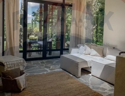 490.000 EUR