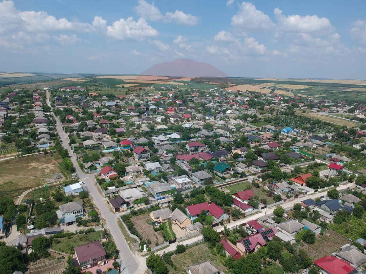 108.000 EUR