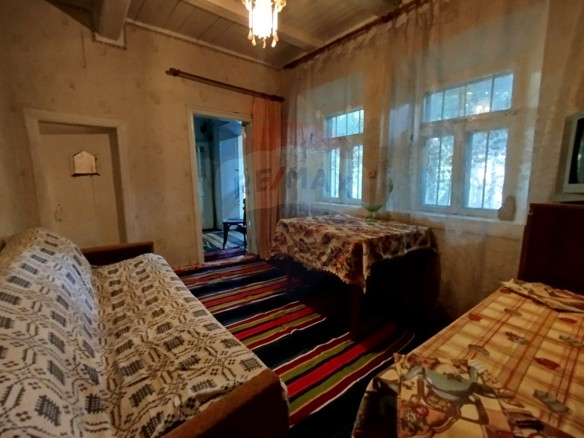 17.750 EUR