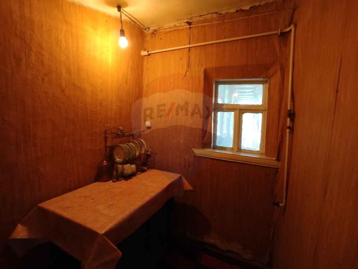 17.750 EUR