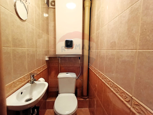 115.900 EUR