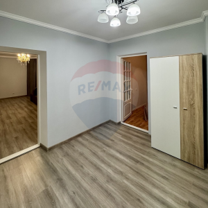 195.000 EUR