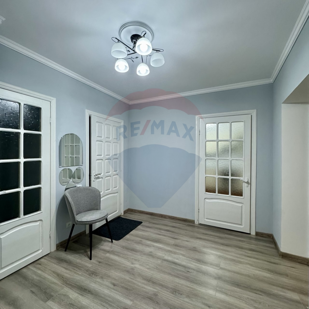 195.000 EUR
