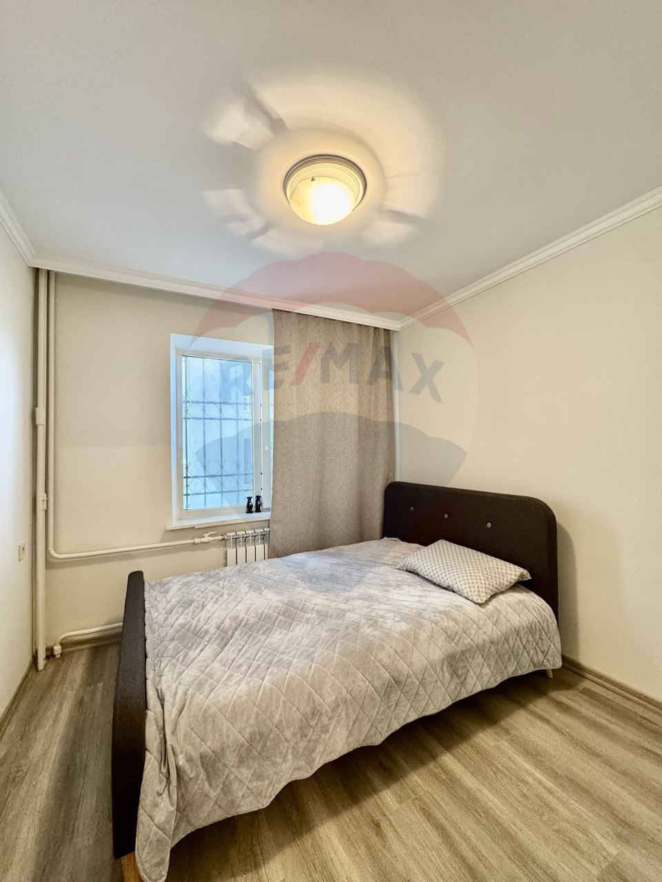 195.000 EUR