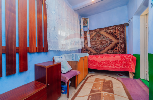 44.000 EUR