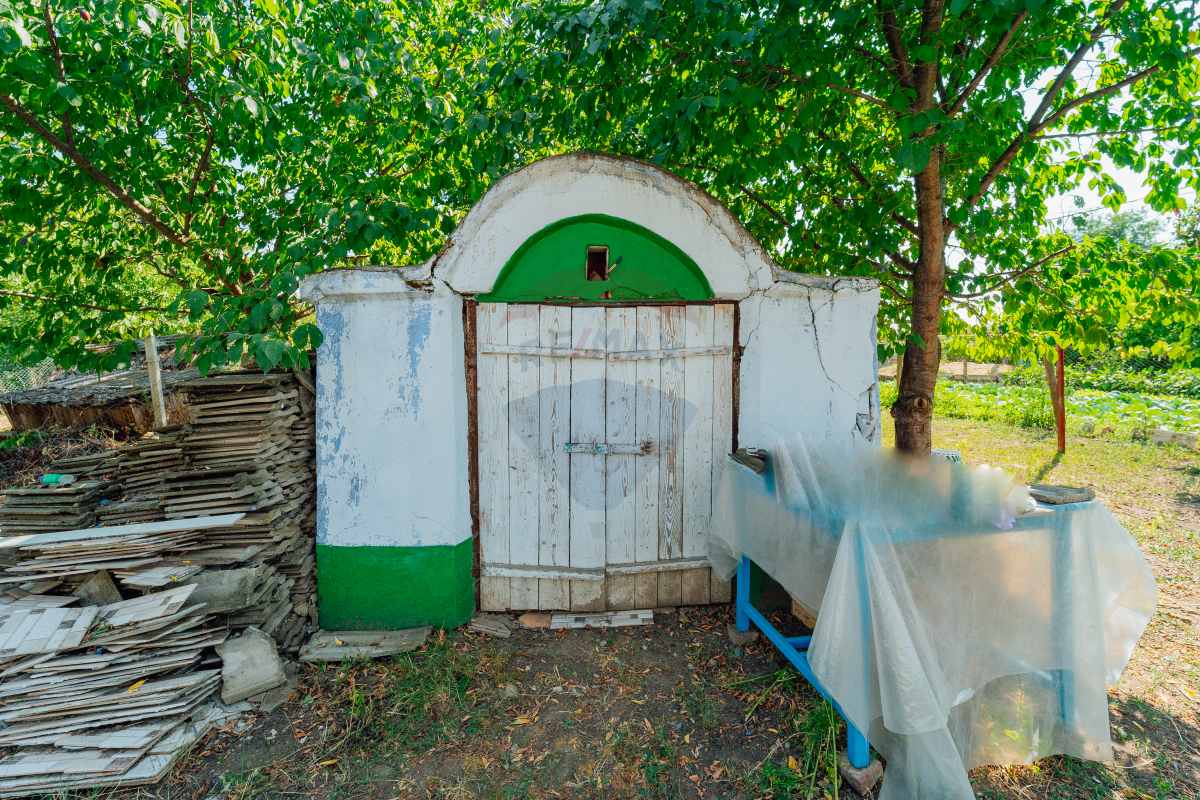 44.000 EUR