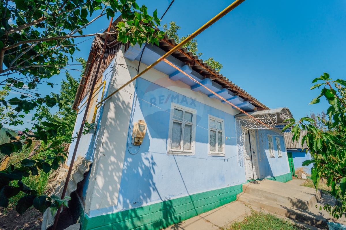 44.000 EUR