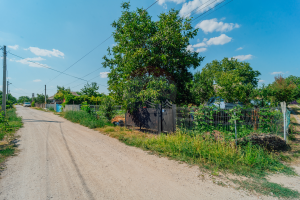 44.000 EUR