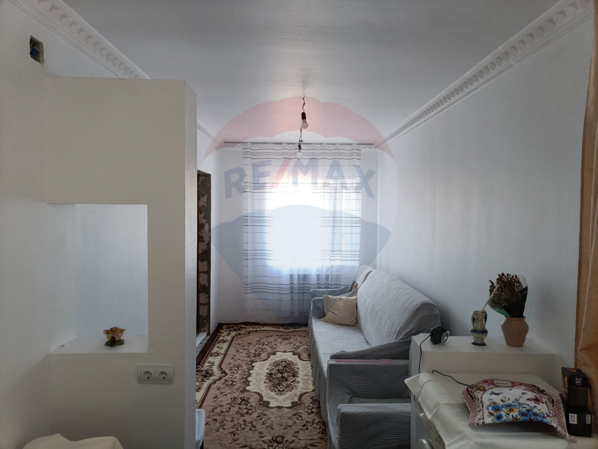 49.000 EUR