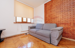 185.000 EUR